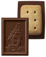 Молочный шоколад с бисквитным печеньем внутри Бурбон Альфорт Alfort mini chocolate Bourbon, 55 г, Япония