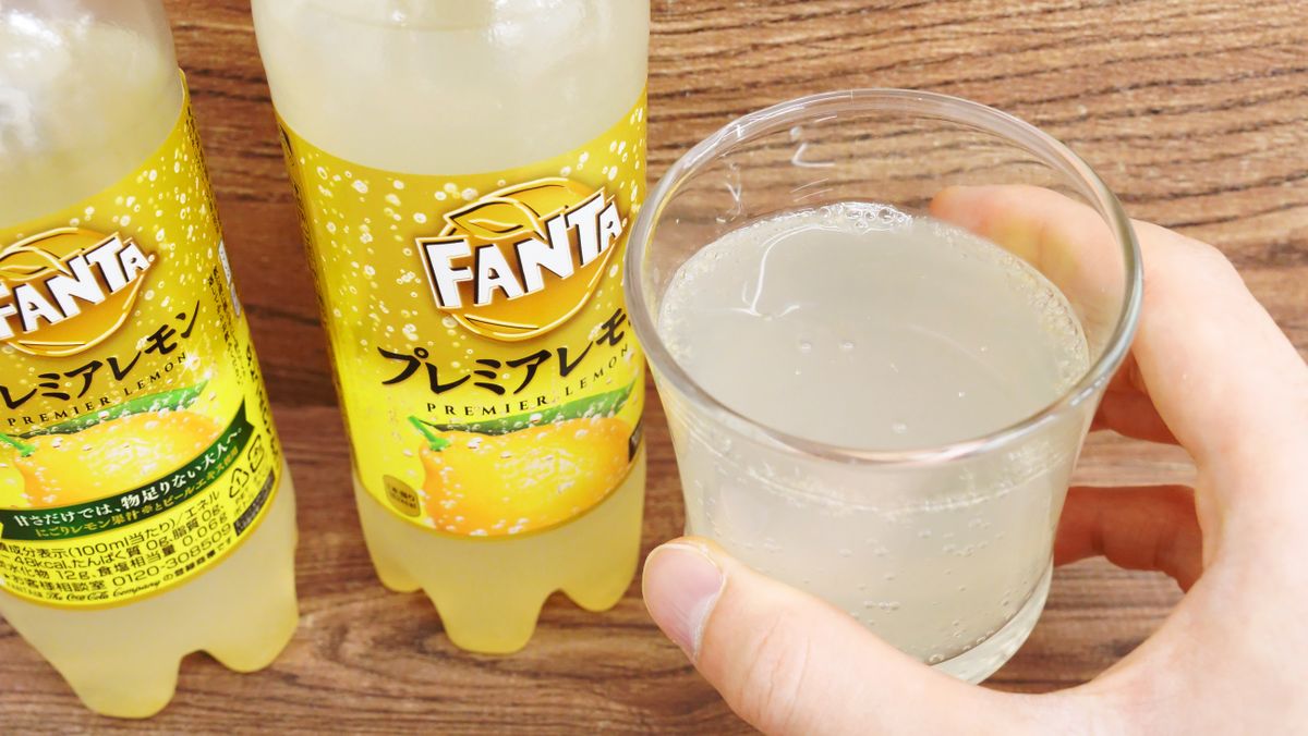 Купить Японская Фанта Лимон Премиум Fanta Premier Lemon (с мякотью), 380  мл, Япония по цене 269 руб.