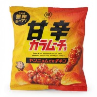Картофельные чипсы Koikeya Karamucho со вкусом сладко-острой курицы в стиле яннём (корейский сладко-острый соус)