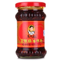Острая паста LAO GAN MA с хрустящим перцем чили, 210г, Китай