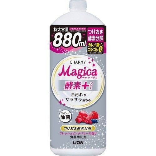 Пенящееся средство для мытья посуды Lion Charmy Magica, свежие ягоды, 880 мл