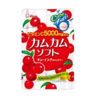 Кислые жевательные конфеты с ягодами Каму-Каму и витамином С Lion, 42 г, Япония