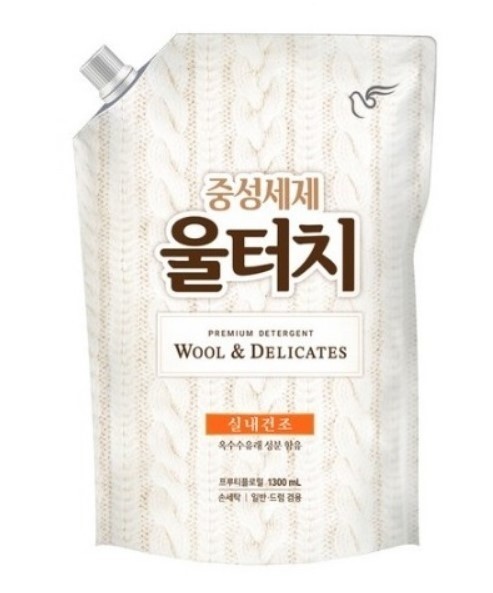 Корейский гель для стирки шерстяных и деликатных тканей с фруктово-цветочным ароматом (антибактериальный) Wool Touch PIGEON, 1300 мл