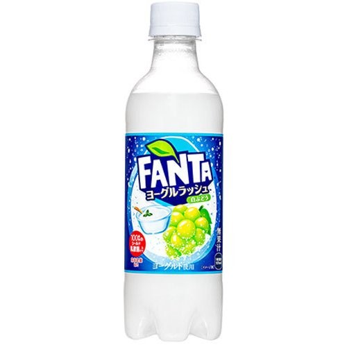 Японская Fanta (Фанта) со вкусом йогуртового напитка Калпис и белого винограда, 380мл Япония