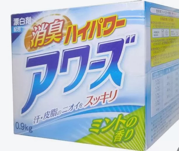 Стиральный порошок с отбеливающими компонентами аромат мяты, 900г, Япония