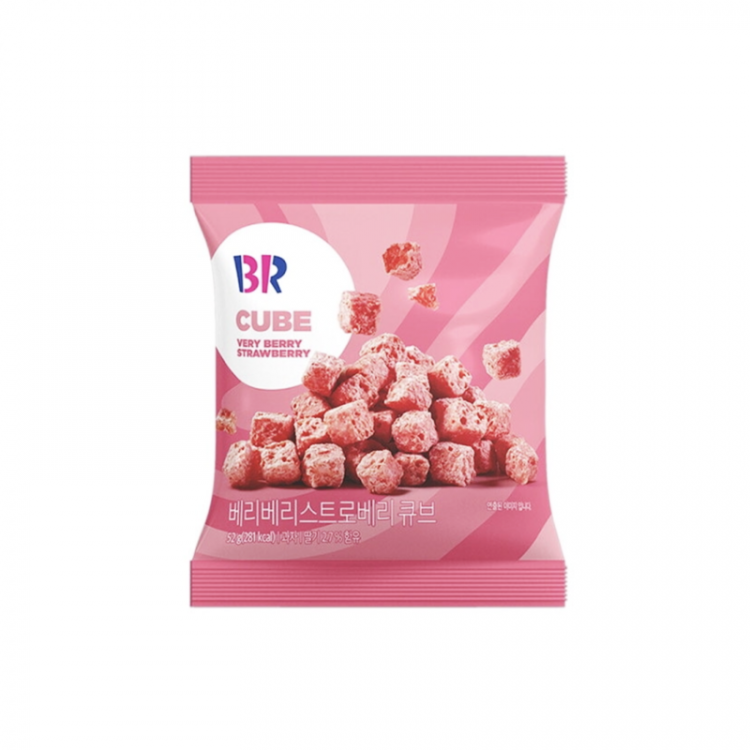 Снеки Baskin Robbins клубничные кубики, 52г