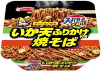 Яичный рамен Ло Мейн по-китайски с кальмарами, соевым соусом и ароматными травами Acecook, 161 г, Япония