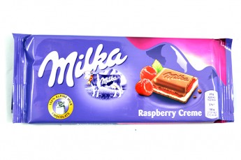 Молочный шоколад Milka с малиной, 100г